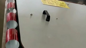 U-образный поворотный конвейер с переворачиванием банок