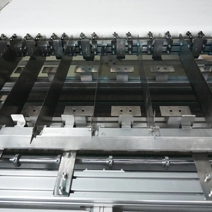 Автоматическая машина для подачи заготовок жестяных банок