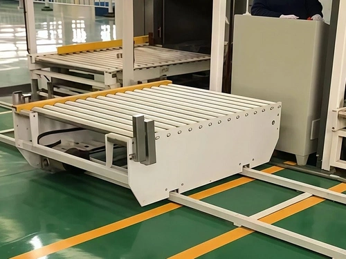 Автономная тележка-транспортер RGV (Рельсовая тележка)