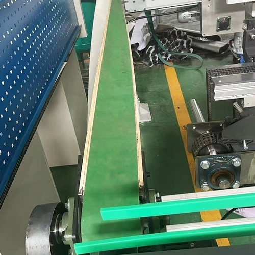 Роторный опрокидыватель корпуса банки